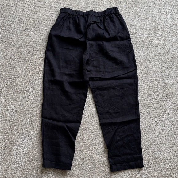 Eileen Fisher | 100% Organic Linen Pants in Black | Size M Petite - Picture 2 of 5